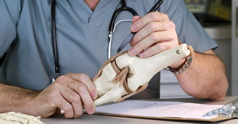 Hệ xương con người có bao nhiêu loại khớp hoạt động