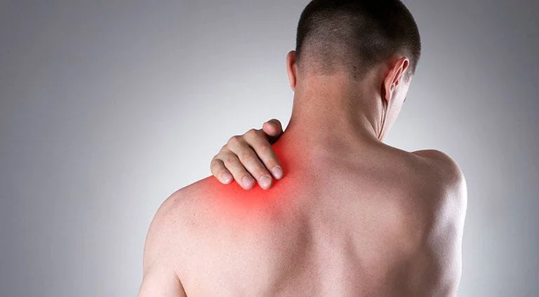 Ảnh hưởng từ các tình trạng sức khỏe xương cột sống